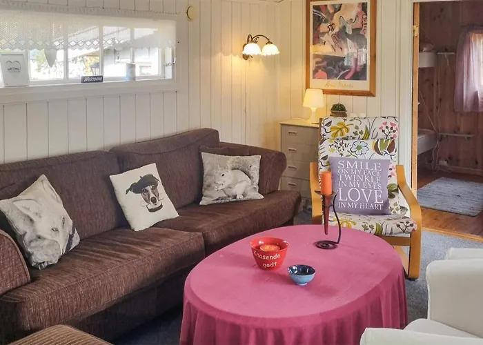 3 Bedroom Beautiful In Дом отдыха
