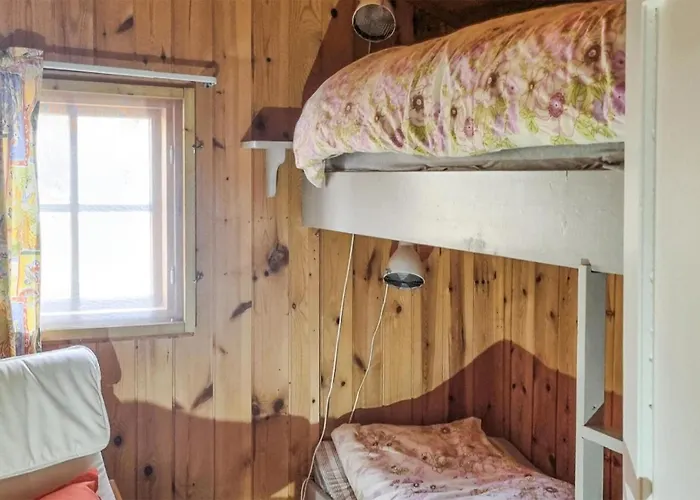 Дом отдыха 3 Bedroom Beautiful In Romskog